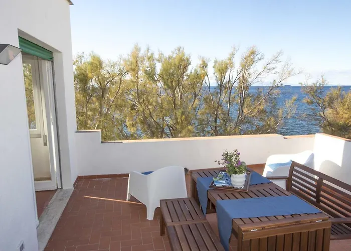 Casa Bianca - Goelba * Pomonte